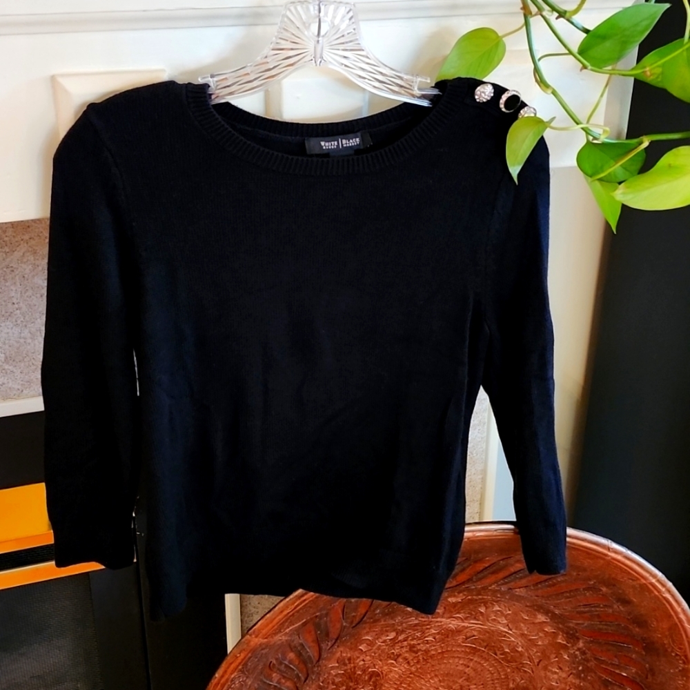 White House Black Market Jewel Button Pullover in Black Size XS